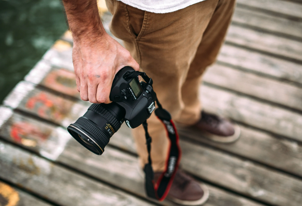 The 10 Best Hand grip Camera Strap of 2023: Full Reviews